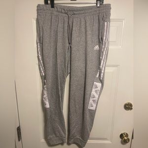 ⭐️⭐️ADIDAS sweats!!